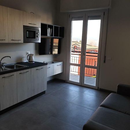 Sun Lake Apartments Desenzano del Garda Eksteriør billede