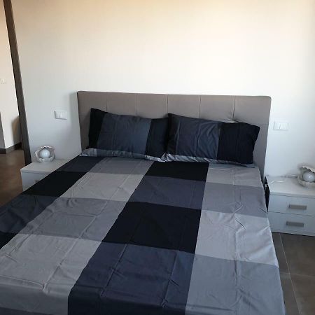 Sun Lake Apartments Desenzano del Garda Eksteriør billede