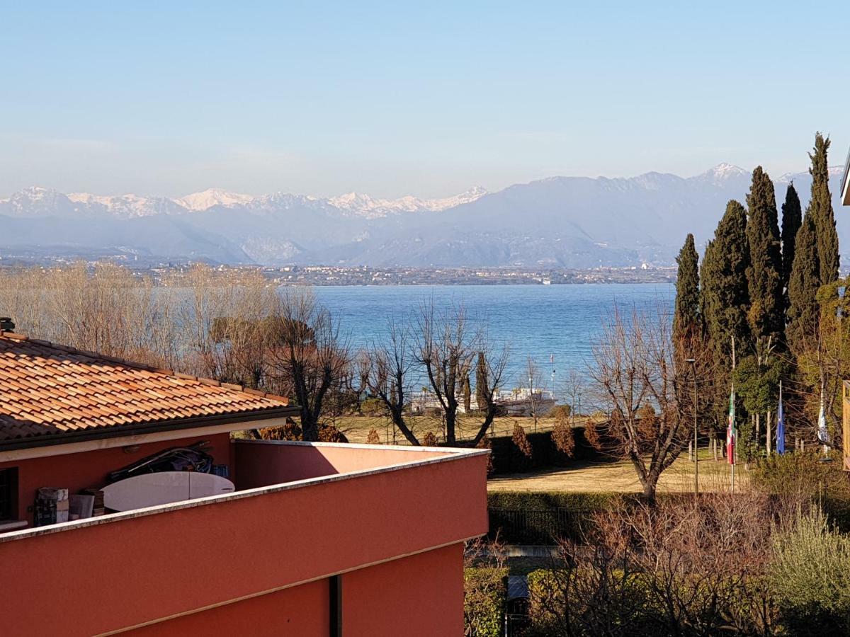 Sun Lake Apartments Desenzano del Garda Eksteriør billede