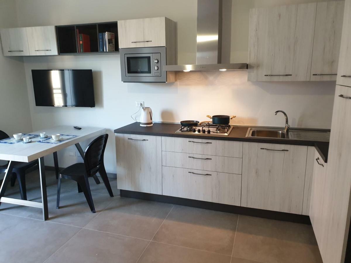 Sun Lake Apartments Desenzano del Garda Eksteriør billede